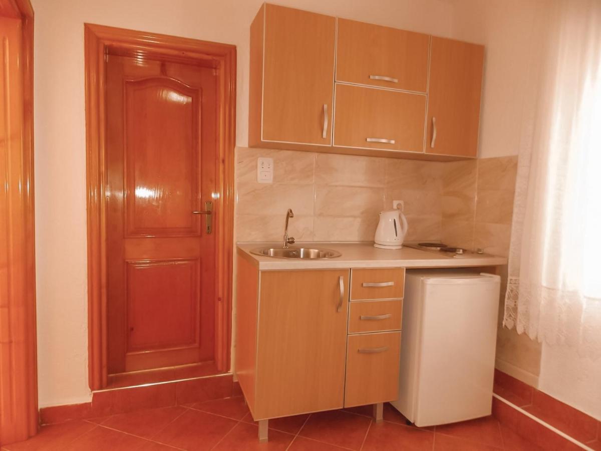 Guest House Naser Ulcinj Zewnętrze zdjęcie